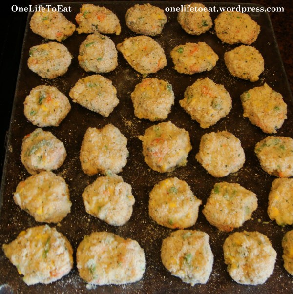 Veggie patties on a tray
