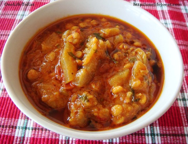 Doodhi sabzi / Green gourd curry